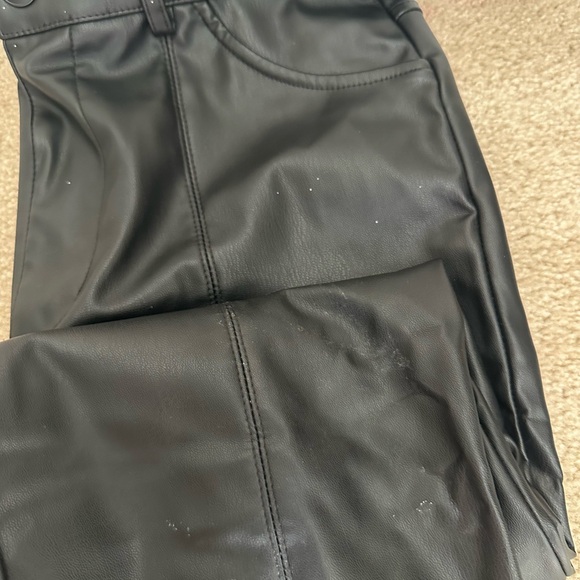 Zara leather pants - Picture 2 of 2